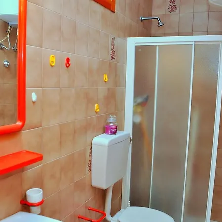 Peaceful Seaside Flat With Swimming Pool In * ビビオーネ
