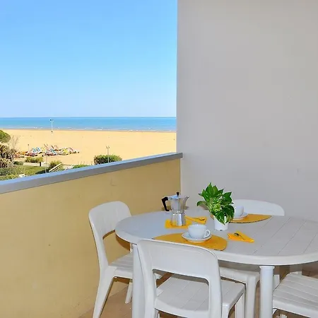 Peaceful Seaside Flat With Pool In Daire *